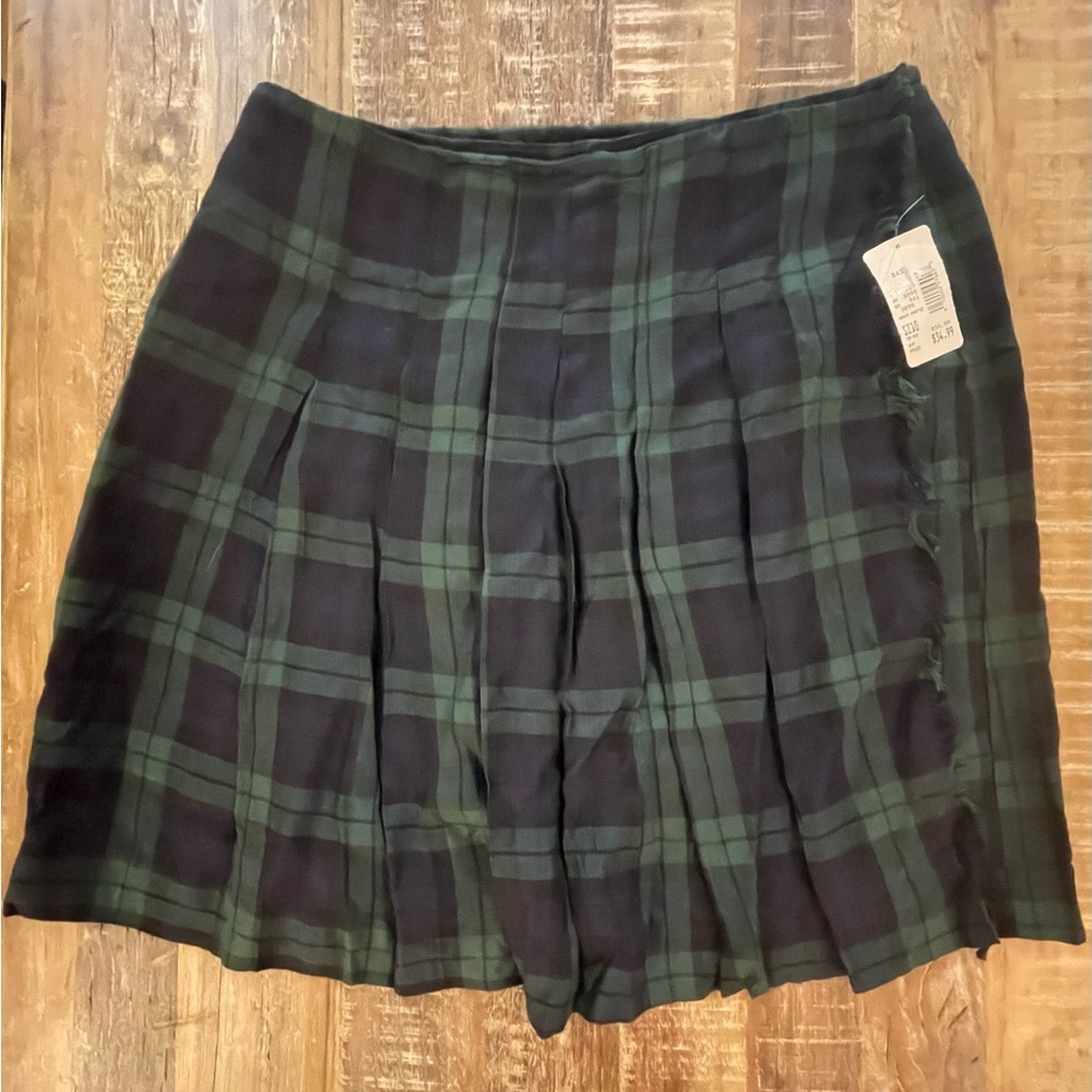 Bass Dark Green and Black Plaid A-Line Skirt